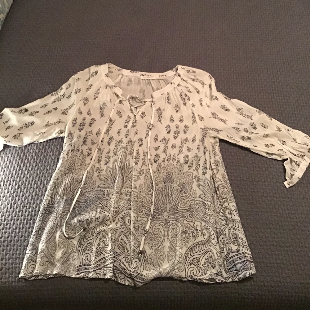 Women’s Blouse
